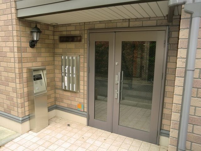 エントランス　★お洒落なエントランスです★