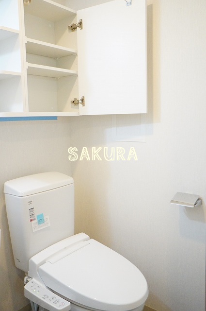トイレ　落ち着いた色調のトイレです♪