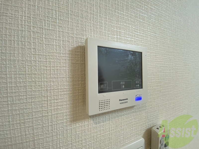 セキュリティ　ＴＶモニター付インターホンです。来客者の顔が見えるので安心！