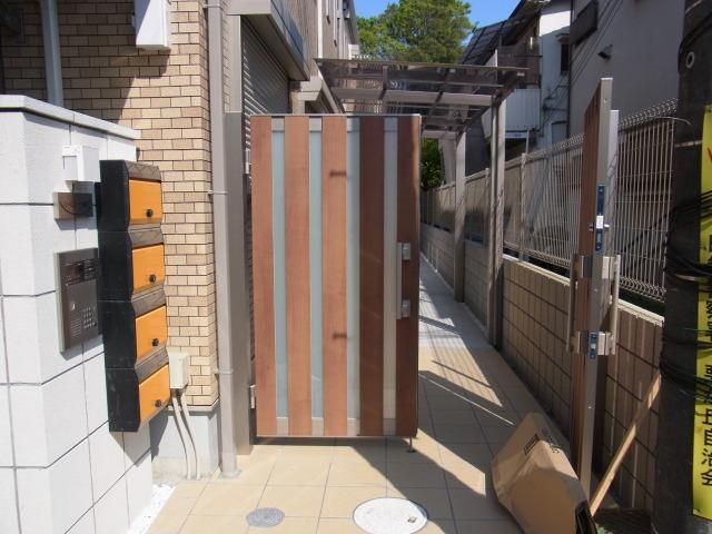エントランス　★安心のモニター付きオートロック完備★