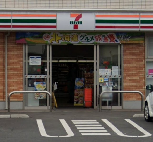 コンビニ　セブンイレブン 横浜四季美台店（コンビニ）まで374m