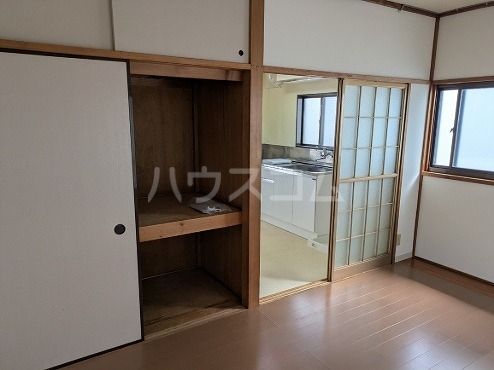 伊藤フラットハイツの内装写真