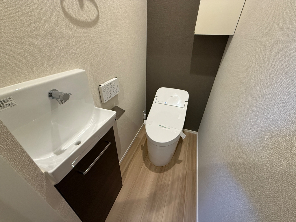へーベルメゾン神楽夙川イーストのトイレ写真
