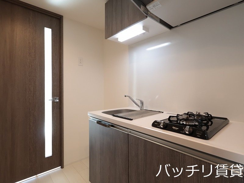 キッチン　画像は、同型タイプの為、現状を優先いたします。