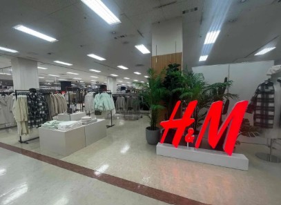 ショッピングセンター　H＆Mイオンスタイル南砂店（ショッピングセンター）まで338m