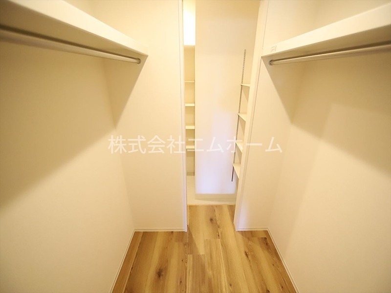 収納　ウォークインクローゼット