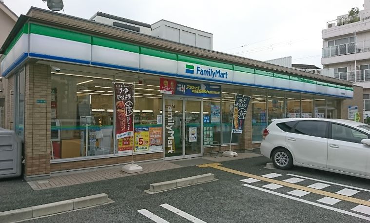 コンビニ　ファミリーマート 西宮鞍掛町店（コンビニ）まで316m