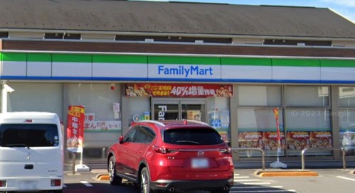 コンビニ　ファミリーマート 千葉浜野中央店（コンビニ）まで883m