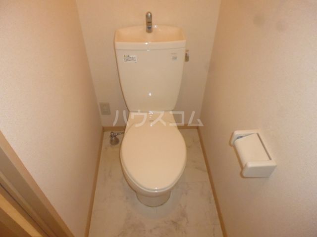 ローズコート岩根 Aのトイレ写真