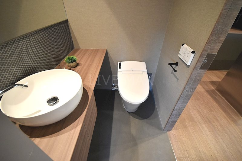 トイレ　※別部屋の写真になります