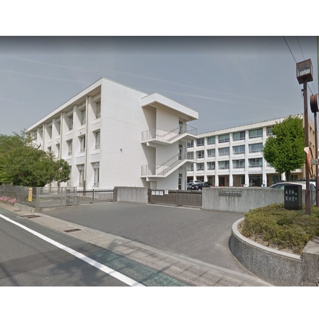 中学校　可児市立蘇南中学校（中学校）まで258m