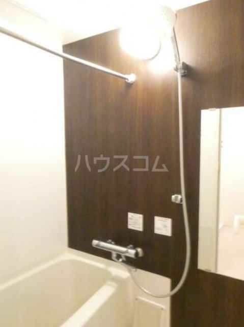 キャステリーノ三宿の風呂写真