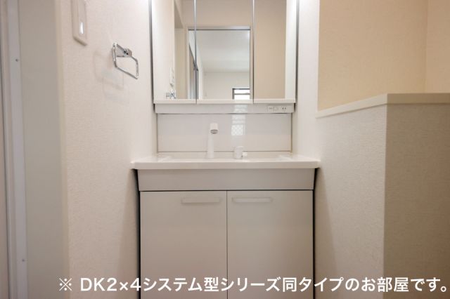 ＪＲ仙山線 北仙台駅 徒歩12分 2階建 新築の内装写真