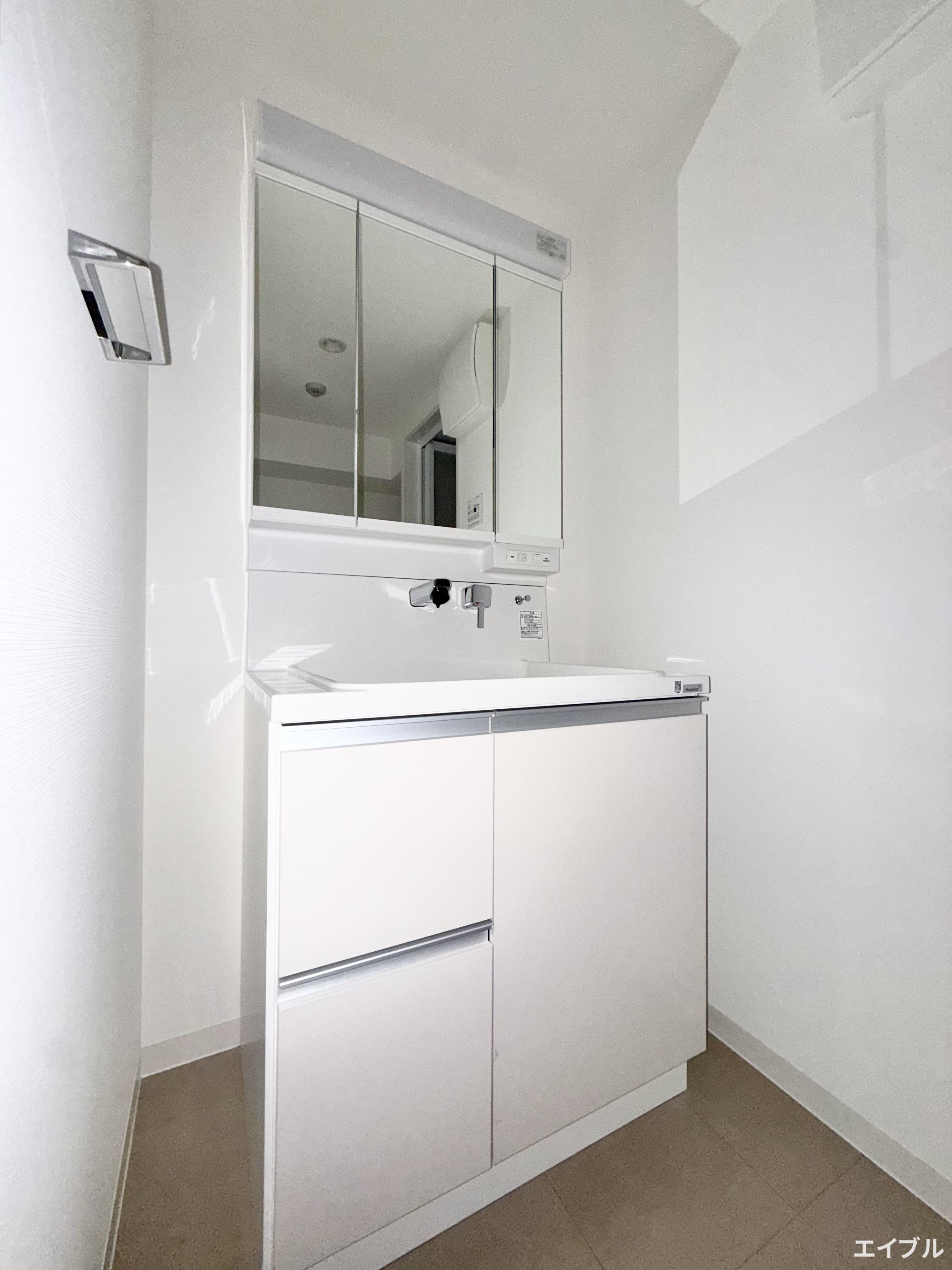 洗面設備　建築中。写真はモデルル－ム