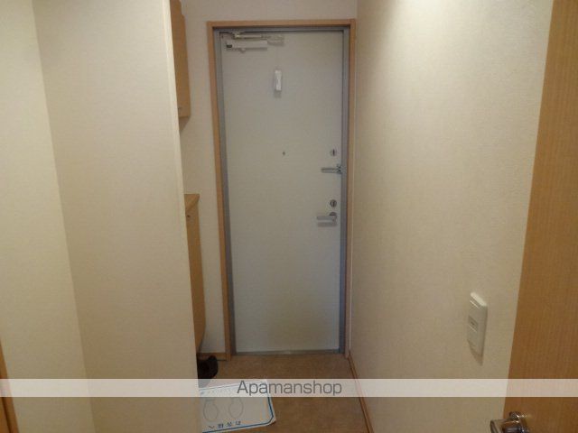 京阪本線 香里園駅 徒歩5分 3階建 築19年の玄関写真