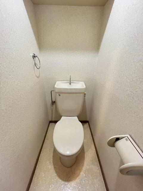 トイレ　別部屋の参考写真、現況優先