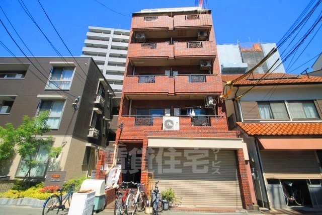 地下鉄御堂筋線 中津駅 徒歩11分 築42年