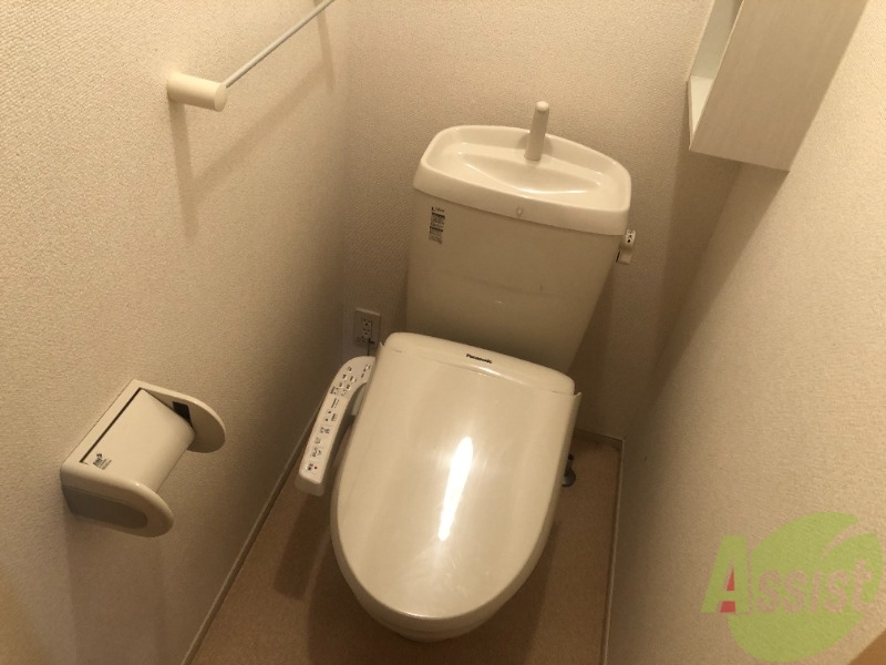 トイレ　トイレはウォシュレット付きなので安心して過ごせます。