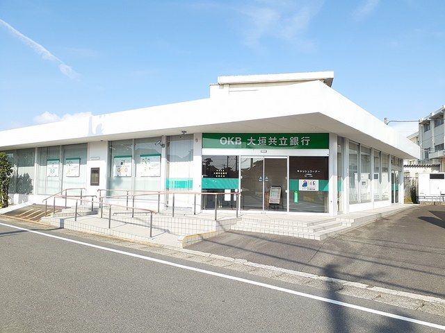 銀行　大垣共立銀行　佐織支店（銀行）まで31m