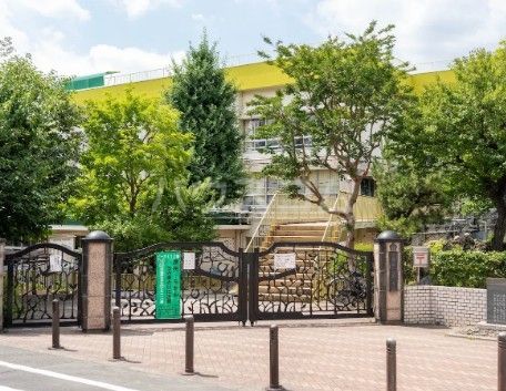 小学校　板橋区立北野小学校（小学校）まで718m