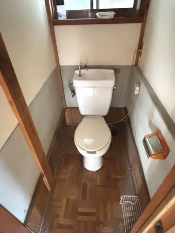 花ノ井賀沢貸家のトイレ写真