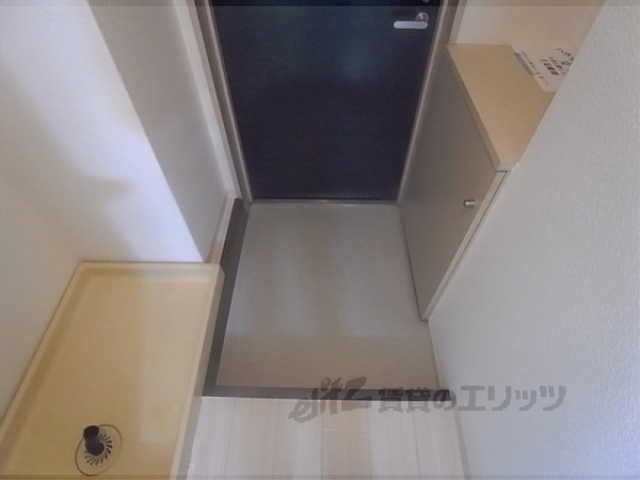 メルディアキューブ観月橋の玄関写真