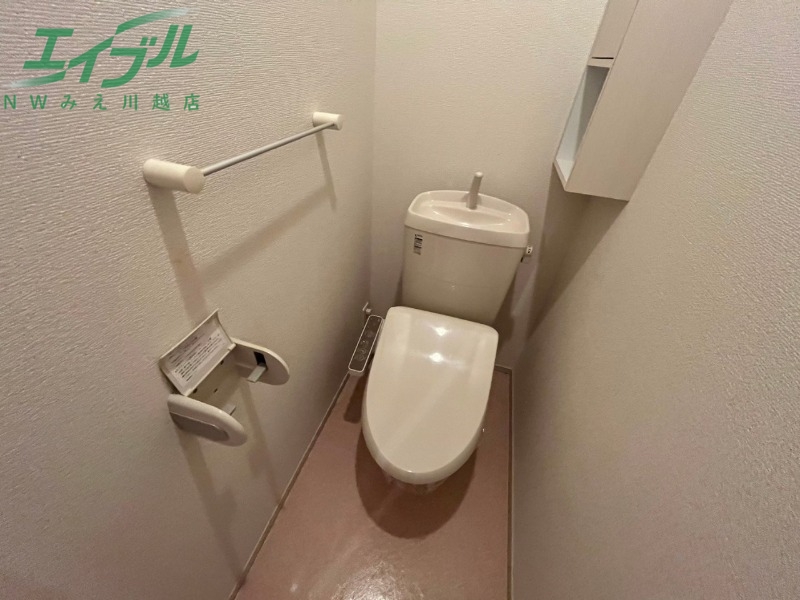 トイレ　同タイプの部屋写真です