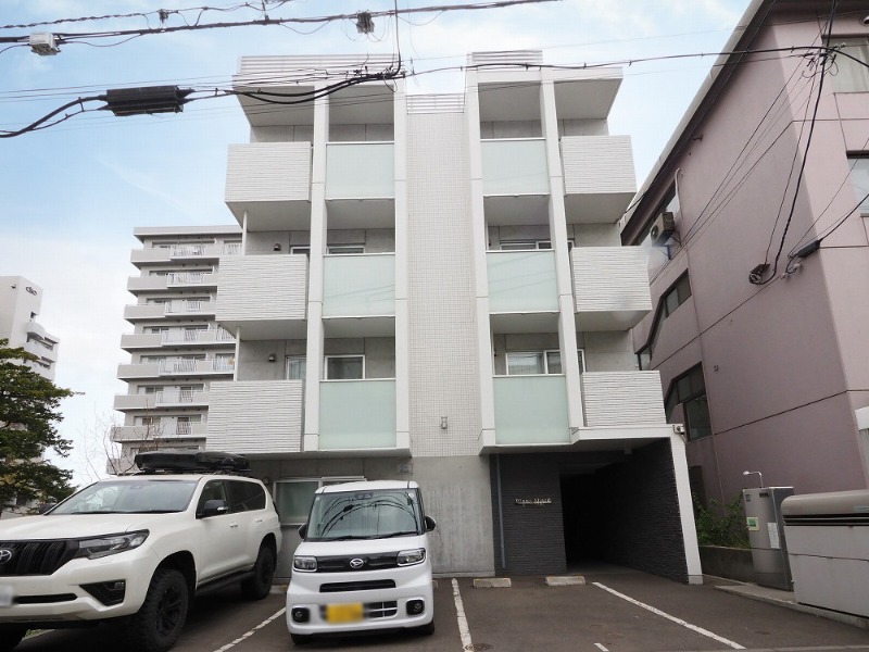 ブランシャール行啓通の外観写真