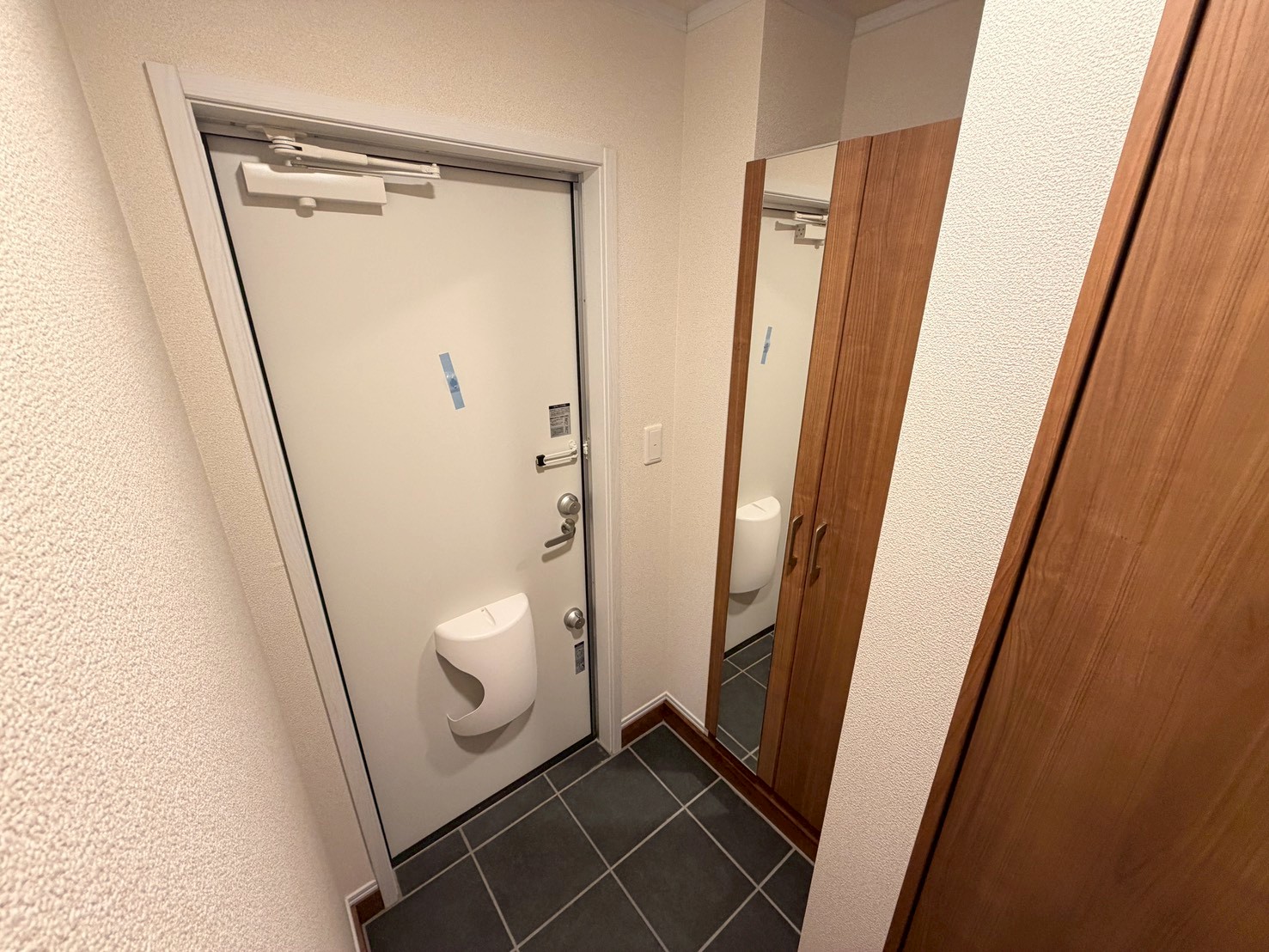 PIA蒲町IIの玄関写真