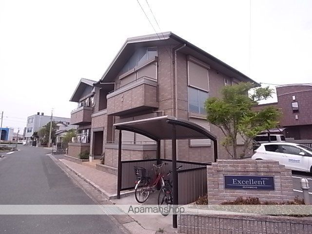 ＪＲ東海道本線 浜松駅 バス乗車時間：15分 最寄りバス停で下車 徒歩7分 築21年