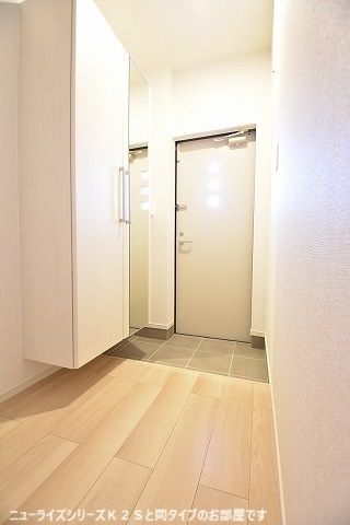 本三里塚アパートBの玄関写真