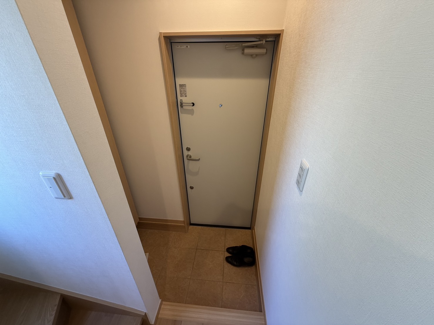レジェンドハイツの玄関写真
