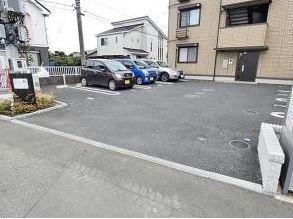 駐車場　駐車場