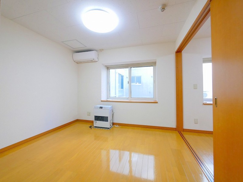 眺望　大きな窓があり明るいお部屋です♪