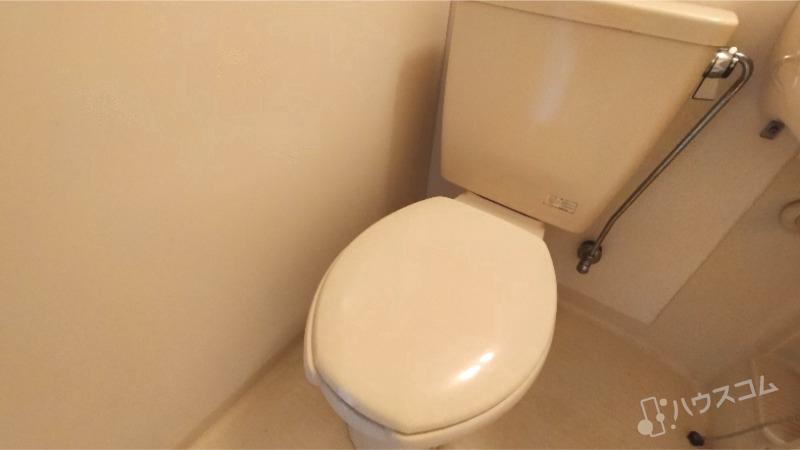 阪急宝塚線 庄内駅 徒歩7分 3階建 築41年のトイレ写真