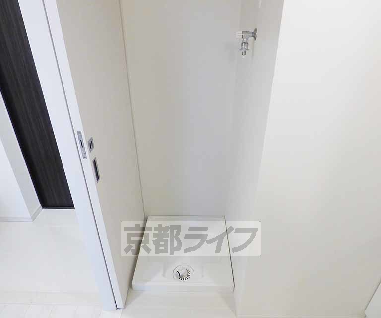 その他設備　室内洗濯機置き場ありで、脱衣・洗濯が室内でできます。