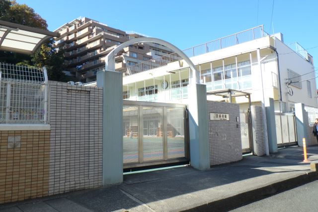 幼稚園・保育園　高津幼稚園（幼稚園・保育園）まで460m