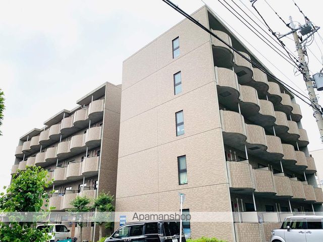 レオパレスパティオの外観写真