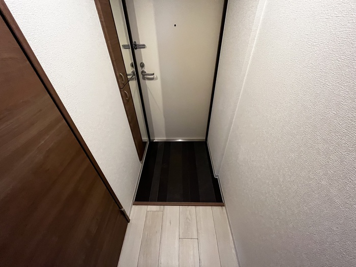 フォレスタ円山の玄関写真
