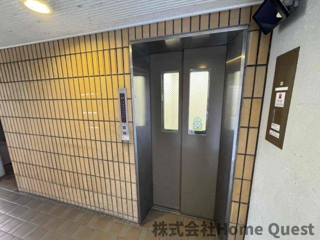 グラード柏原の外観写真