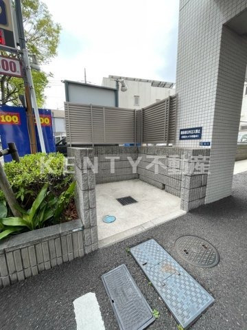 エントランス　毎日通るエントランスはこのようになっています