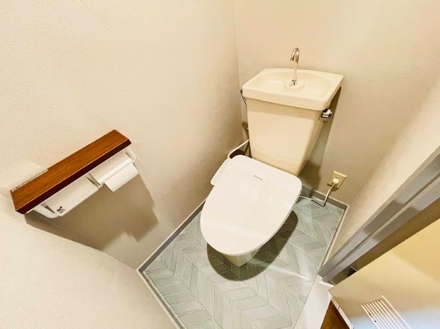 エスト・一ツ橋のトイレ写真