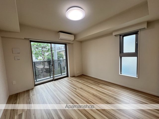 ＪＲ中央線 高円寺駅 徒歩6分 4階建 築5年の居間写真
