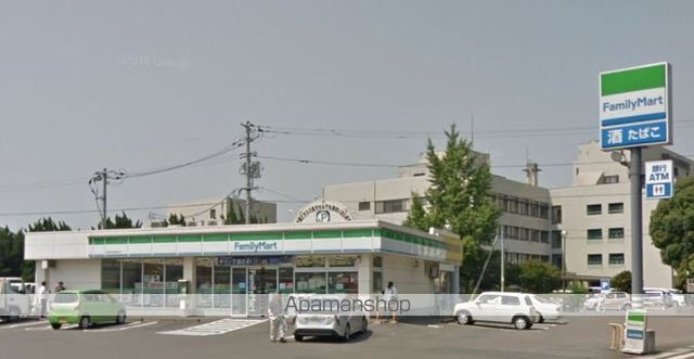 コンビニ　ファミリーマート（コンビニ）まで375m