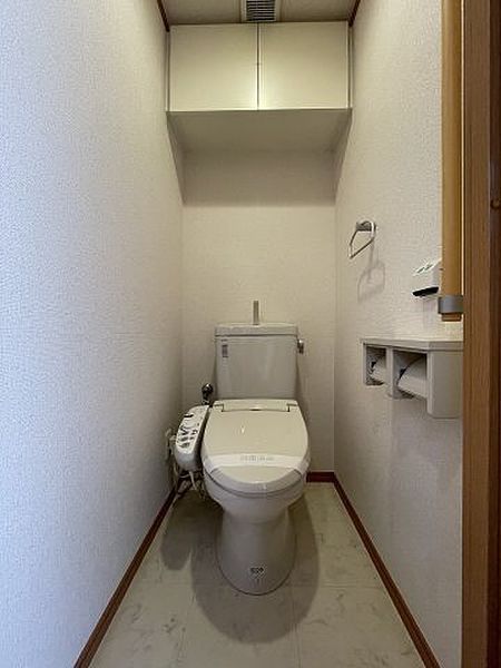 トイレ　（別タイプ参考写真）メゾンベール　荒川区西日暮里2