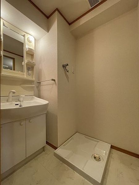洗面設備　（別タイプ参考写真）メゾンベール　荒川区西日暮里2