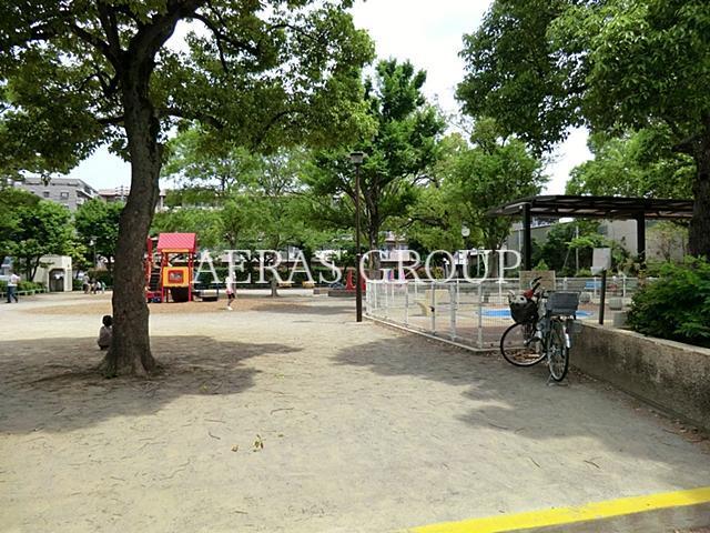 公園　下の公園（公園）まで162m