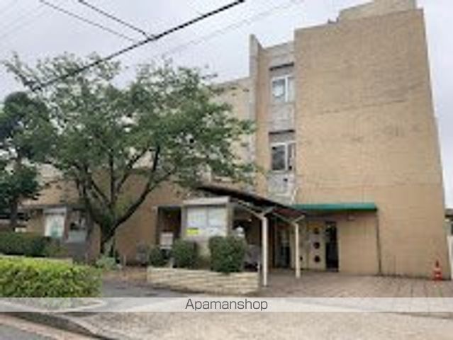 幼稚園・保育園　練馬区立平和台保育園（幼稚園・保育園）まで285m