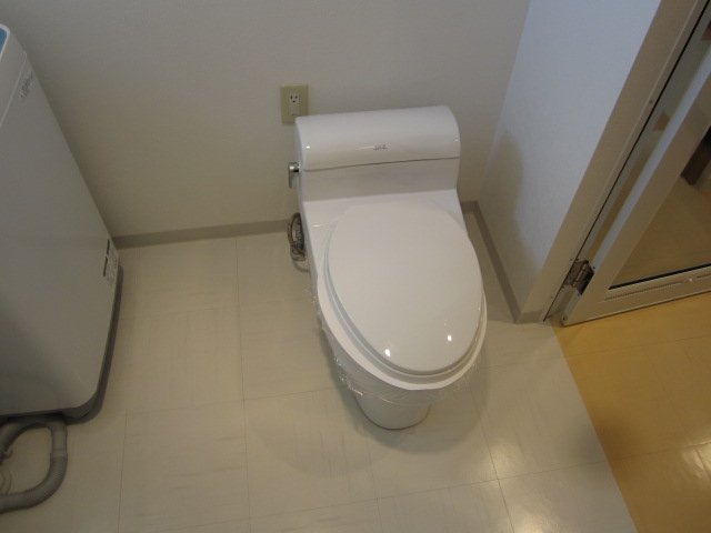トイレ　AXIS名城　WEST棟