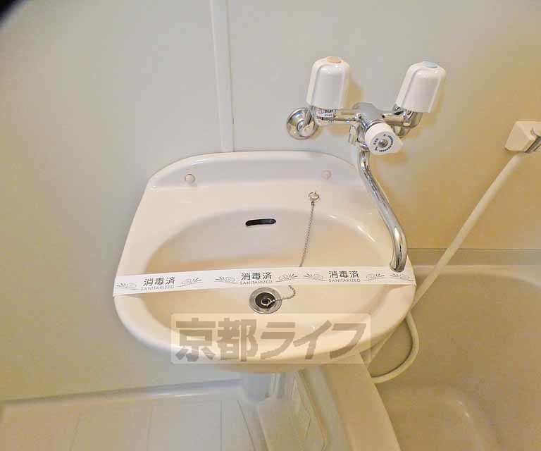 洗面設備　歯磨きはこちらで